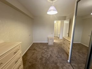 Photo 33- click for photo gallery